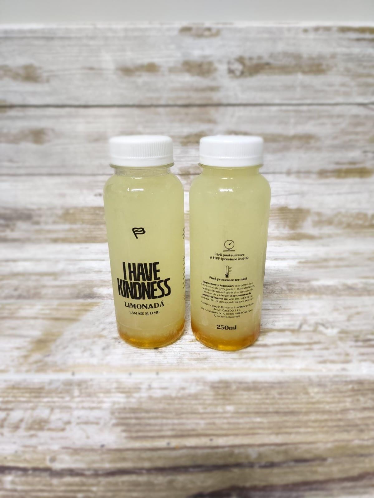 Limonada cu miere Baba Yaga in sticla reutilizabila